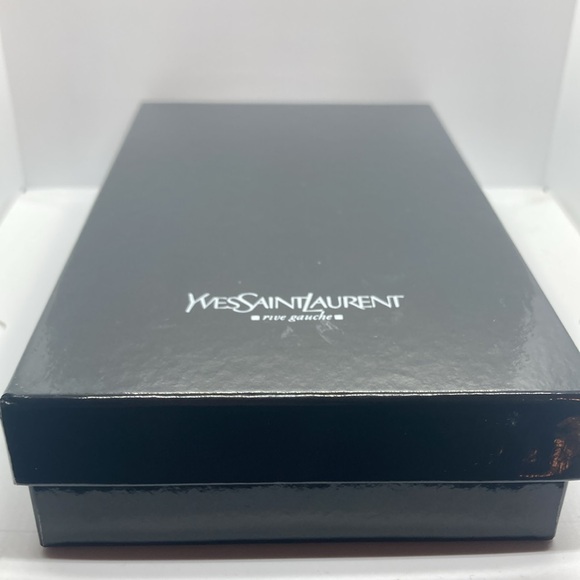 Yves Saint Laurent Rive Gauche Blue Leather Zip Around Wallet - Picture 12 of 12